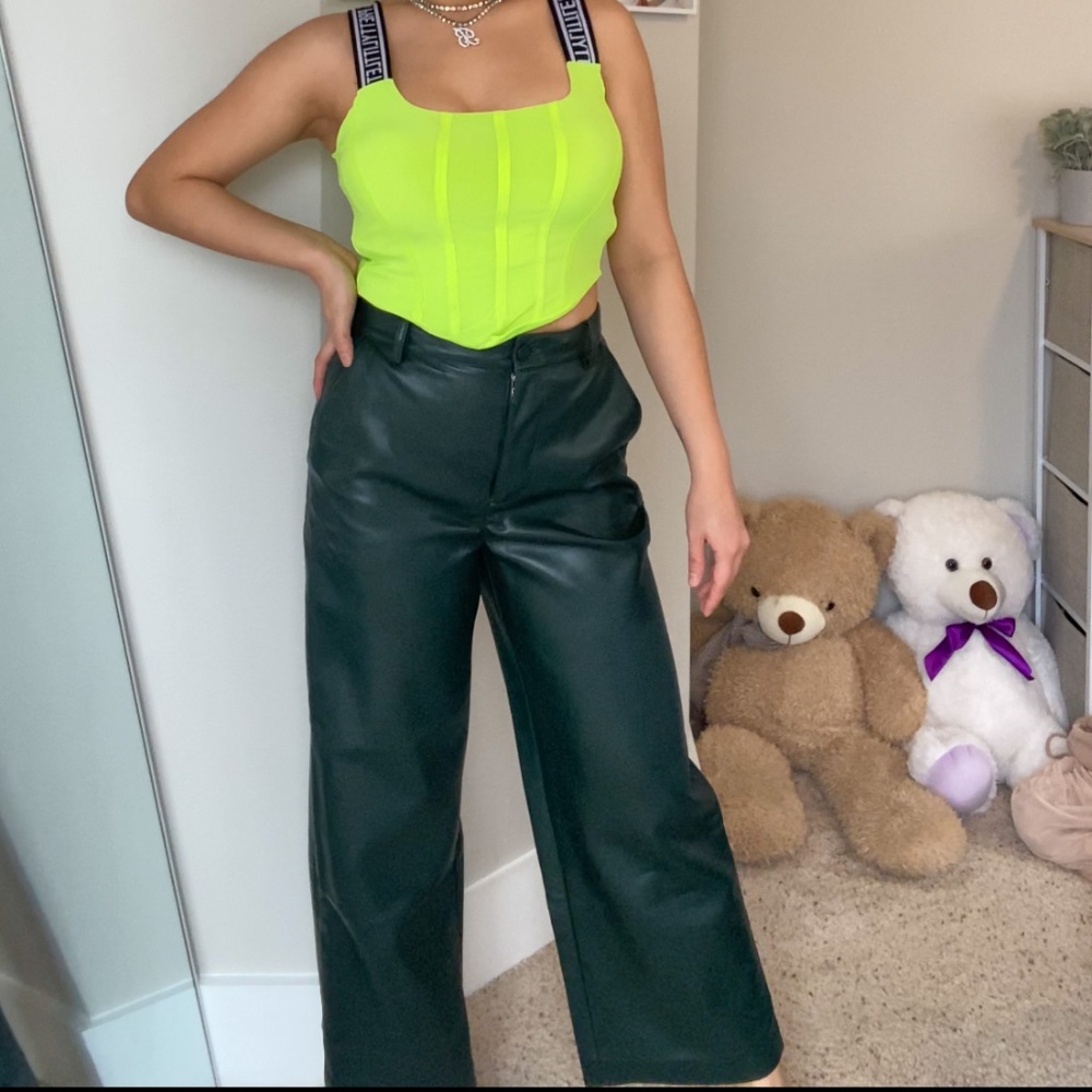 ARITZIA BABATON LEATHER CULOTTE PANTS